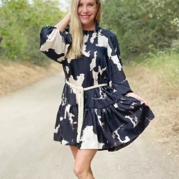 ALEXIS X TARGET NWT Black Beige Print Ruffle Hem Long Balloon Sleeve Mini Dress - Picture 12 of 12